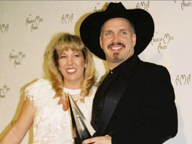 garth-brooks-with-sandy-mahl